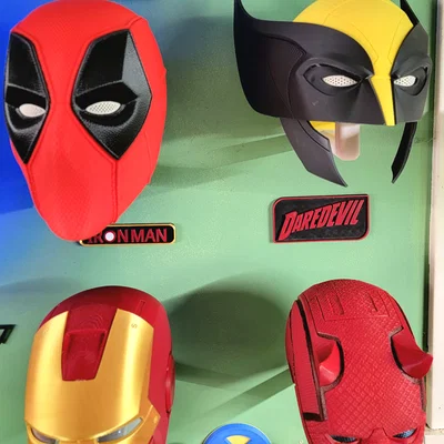 Bảng Tên Trưng Bày Nón – Helmet Showcase Nameplates