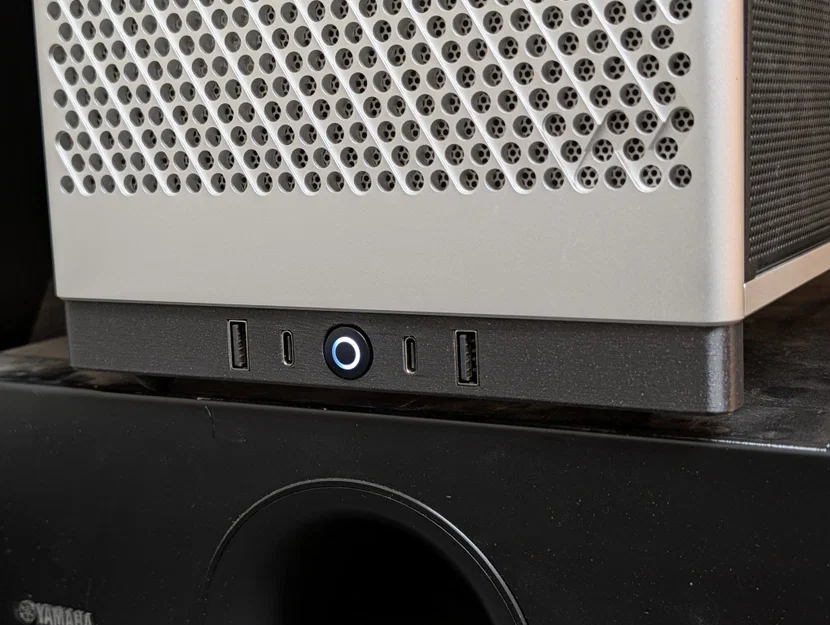 Ngàm Front IO cho Ncase M3 (Ncase M3 Front IO Bracket) - Image 1