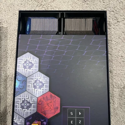 Organizer trò chơi Black Hats Board Game