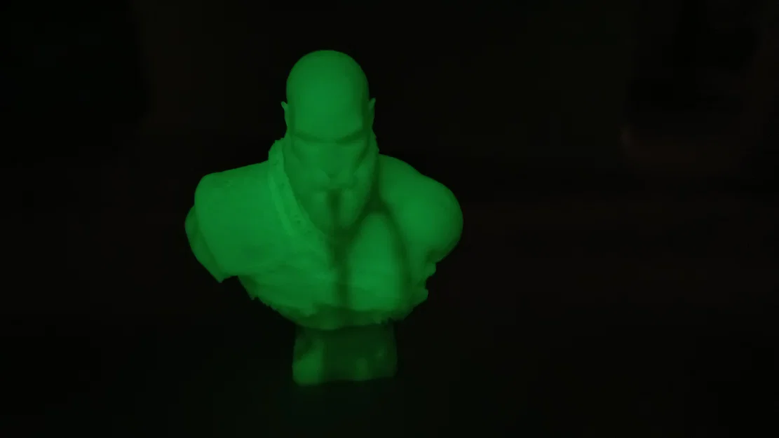 Mô hình tượng Kratos (God of War) in 3D phát sáng trong đêm cực chất - Image 2