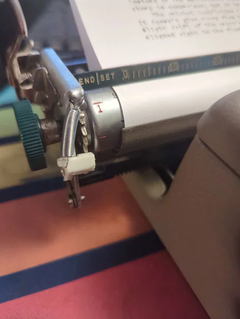 Chốt bánh răng (Ratchet Pawl) thay thế cho máy đánh chữ Smith Corona Skyriter - Image 2