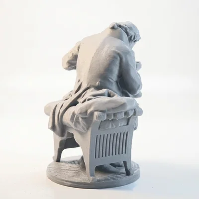 Tượng Điêu Khắc Hậu Cổ Điển Iron Jenner – 3D Printable