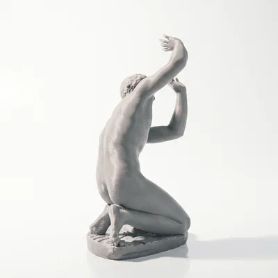 Tượng Cổ Điển Thiếu Niên Quỳ Gối – 3D Printable