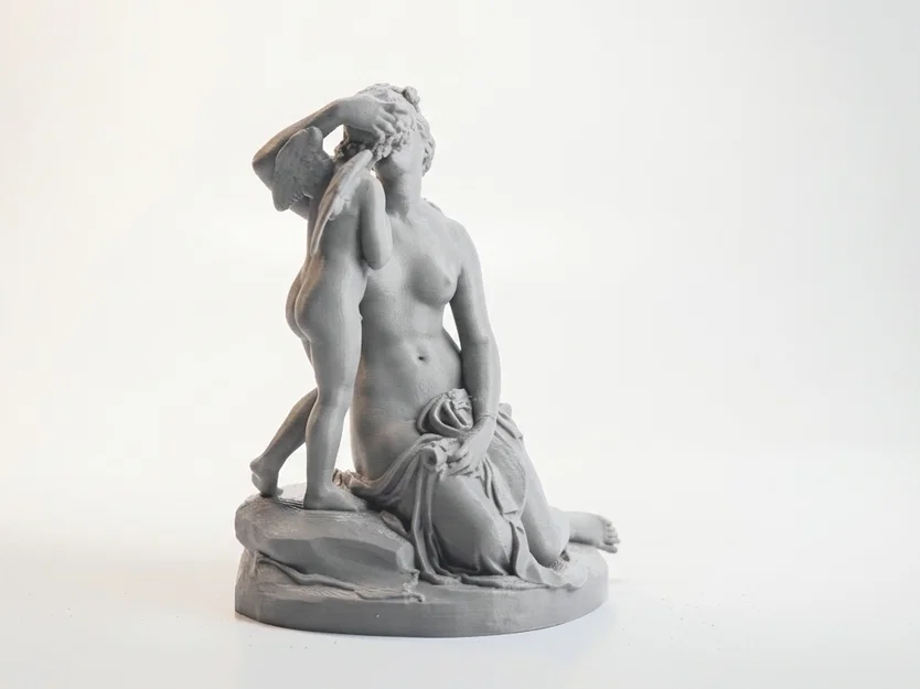Tượng Cổ Điển Venus Hôn Cupid – Mô Hình 3D Có Thể In - Image 1