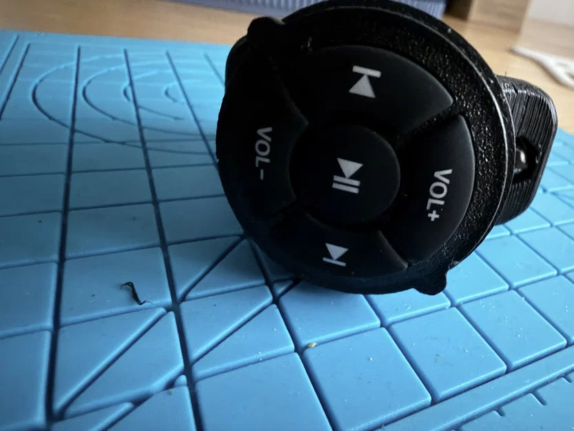 Giá đỡ gắn xe máy cho remote điều khiển Bluetooth - Image 2