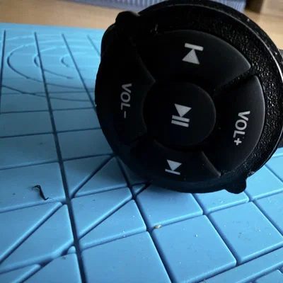 Giá đỡ gắn xe máy cho remote điều khiển Bluetooth
