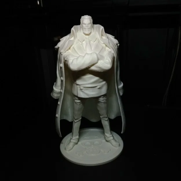 Monkey D. Garp (One Piece) - Mô hình 3D Anh Hùng Hải Quân - Image 2