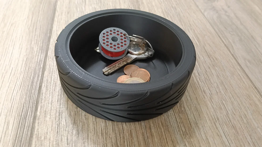 Khay Đựng Đồ Đa Năng Hình Lốp Xe (Valet Tray) Độc Đáo - Image 1