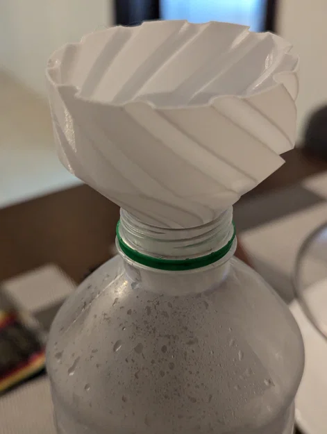 Phễu có lỗ thoát khí, tuỳ chỉnh được (Remixed) - Image 1