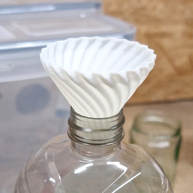 Phễu Sóng Xoắn Twisted Wave – Parametric OpenSCAD - Image 2
