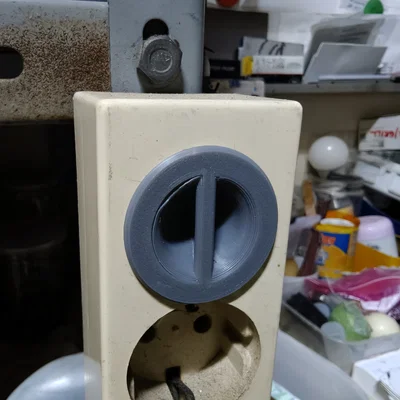Nắp che ổ cắm điện chuẩn EU có tay cầm in 3D an toàn, dễ tháo lắp