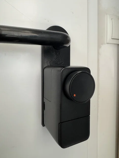 Giá đỡ SwitchBot Lock cho cửa phụ Hörmann (Halterung für Hörmann Nebeneingangstür) - Image 3