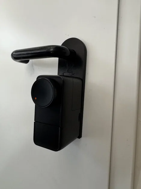 Giá đỡ SwitchBot Lock cho cửa phụ Hörmann (Halterung für Hörmann Nebeneingangstür) - Image 4