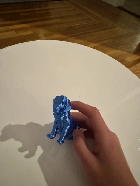 Mô hình 3D chú chó Golden Retriever dễ thương để bàn - Image 1