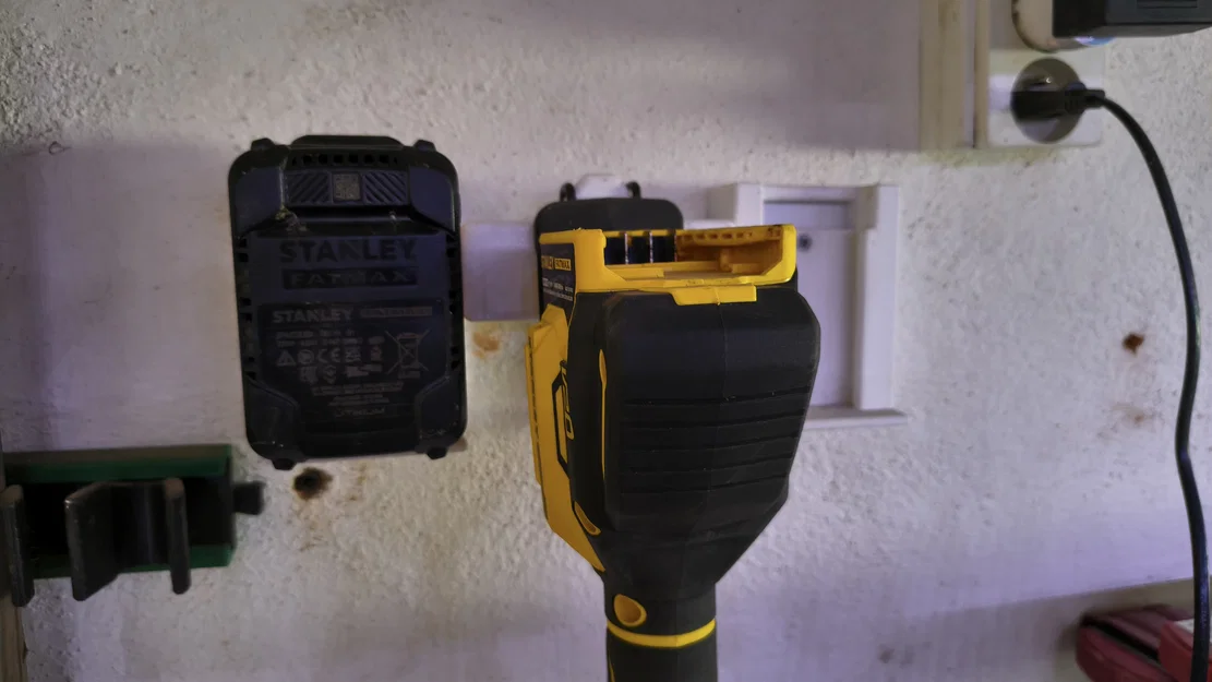 Giá treo dụng cụ Stanley và pin dự phòng (Stanley Tool Holder) - Image 2