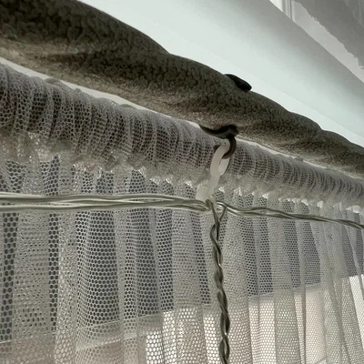 Móc treo thanh rèm (Curtain rod hook)