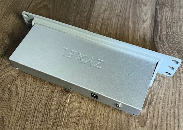 Khay rack 10 inch 1U cho Zyxel GS1200-5HPv2 (rack mount) - Image 2