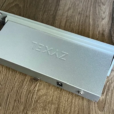 Khay rack 10 inch 1U cho Zyxel GS1200-5HPv2 (rack mount)