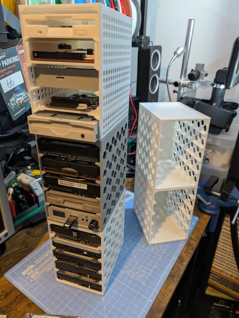 Khay lưu trữ ổ đĩa 3.5 inch xếp chồng - Image 1