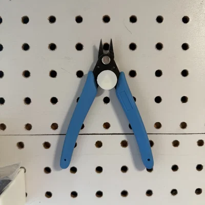 Giá treo kìm cắt 3D cho bảng Pegboard 1/4 inch siêu gọn