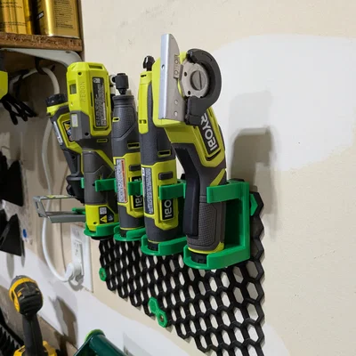 Giá treo máy Ryobi 4V USB Lithium tiện lợi cho bảng HSW