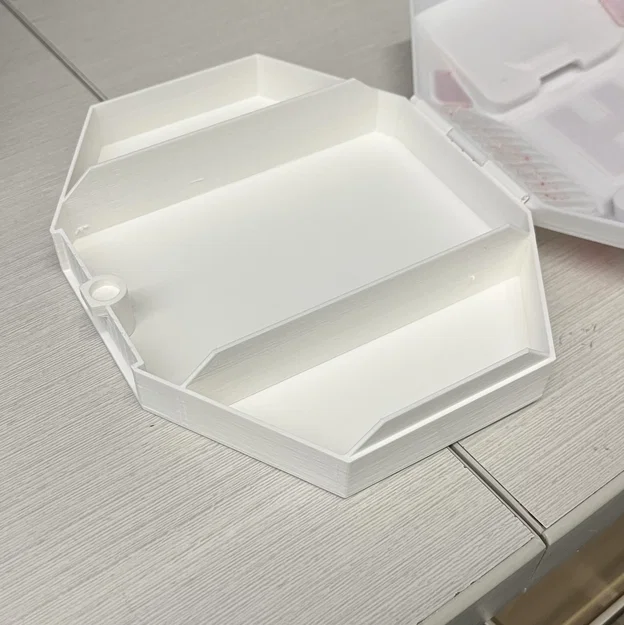 Hộp sơ cứu Halo thiết kế đáy phẳng tiện lợi - Tự in 3D tại nhà - Image 1