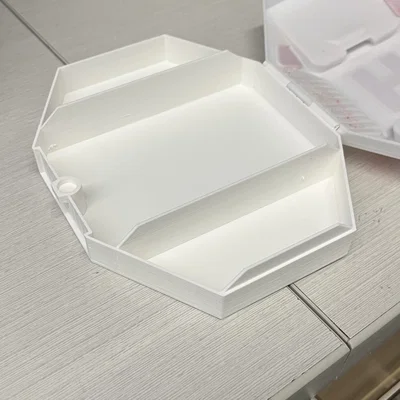 Hộp sơ cứu Halo thiết kế đáy phẳng tiện lợi - Tự in 3D tại nhà
