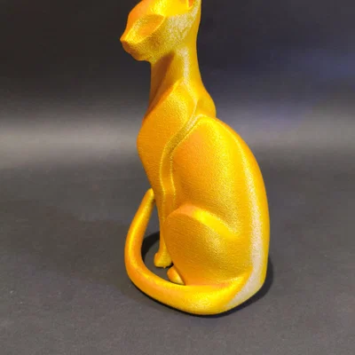 Tượng Mèo Vàng In 3D Thanh Lịch