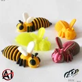 SpringBee – Ong lò xo mini dẻo, print-in-place - Thumbnail 1
