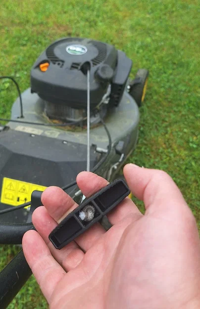 Tay nắm dây giật khởi động máy cắt cỏ (Lawnmower pull start handle) - Image 1