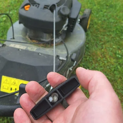 Tay nắm dây giật khởi động máy cắt cỏ (Lawnmower pull start handle)