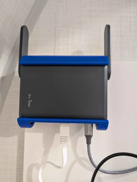 Ngàm treo tường cho GL.iNet GL-A1300 - Gọn gàng và tiện lợi - Image 1