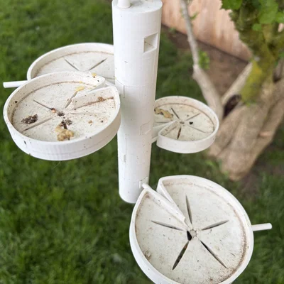 Máng Ăn Cho Chim – Tháp Lily Pad Tower