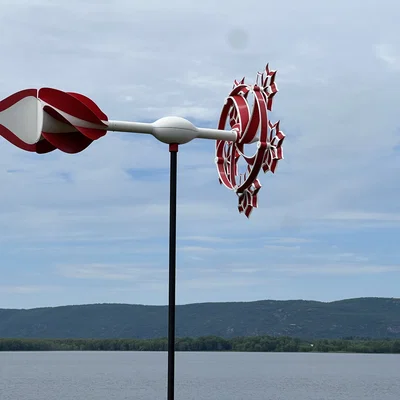 Cyclone Blossom – Tượng gió động học (Kinetic Sculpture)