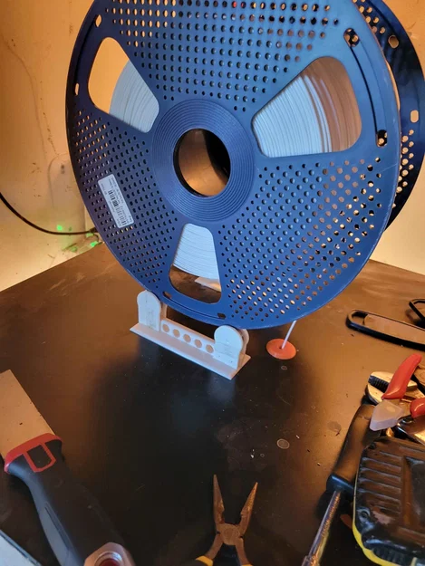 Giá đỡ cuộn filament đáng tin cậy (Reliable Spool Holder) - Image 1