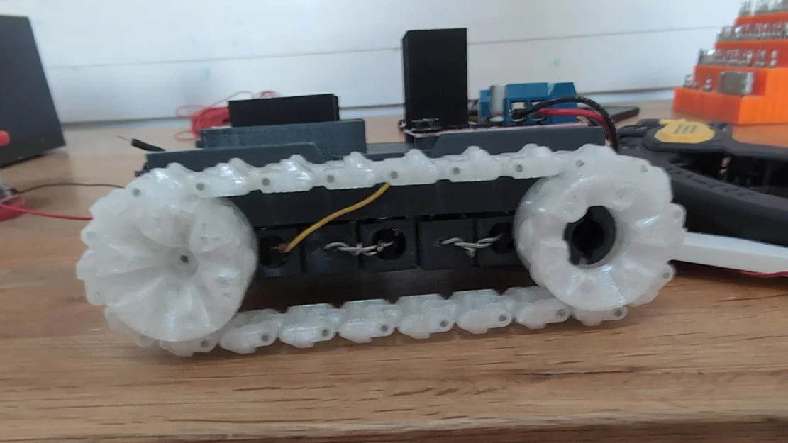 Khung xe robot SMARS L V01 cho Arduino Mega và khay pin - Image 2