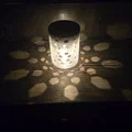Đèn bàn LED năng lượng mặt trời đơn giản với điểm sáng lục giác - Thumbnail 1