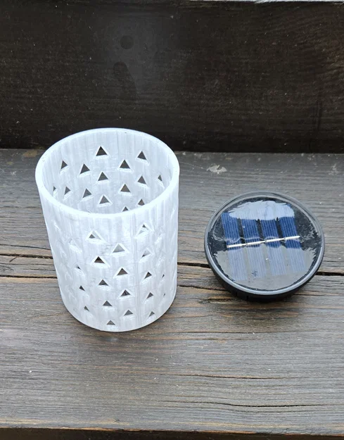Đèn bàn LED năng lượng mặt trời đơn giản với các điểm sáng hình tam giác - Image 3
