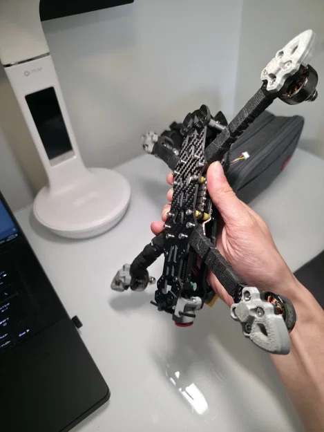 Ốp bảo vệ cánh tay TPU cho khung Mark 4 FPV Drone - Image 4