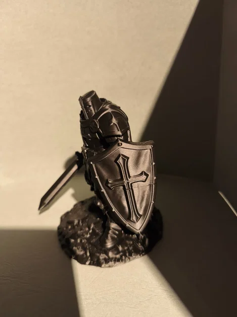 Heavy Crusader – Hiệp sĩ Thập Tự chinh giáp nặng - Image 1