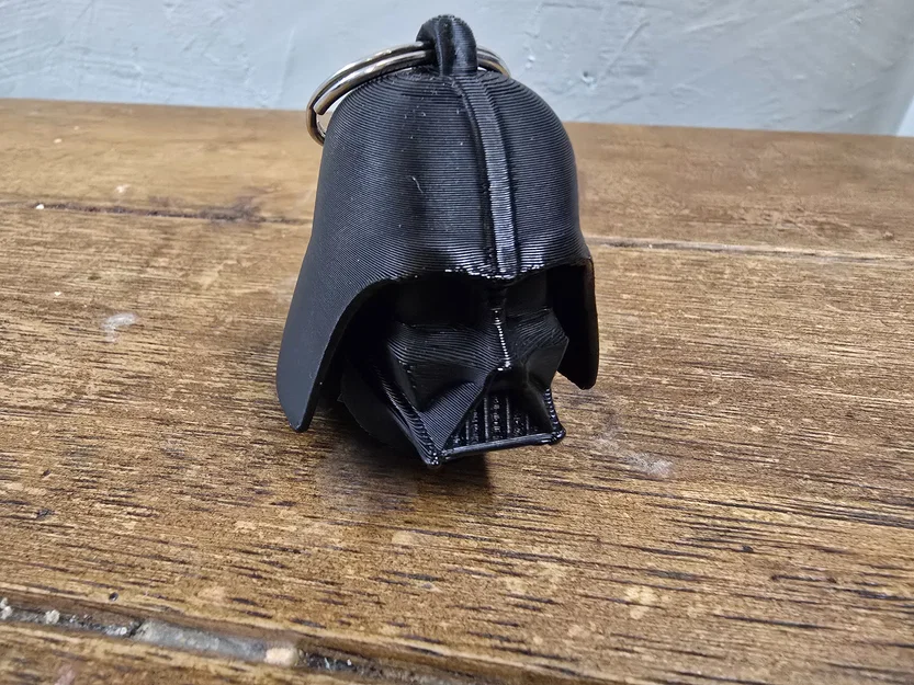 Móc khóa 3D hình mũ bảo hiểm Darth Vader - Phụ kiện độc đáo - Image 1
