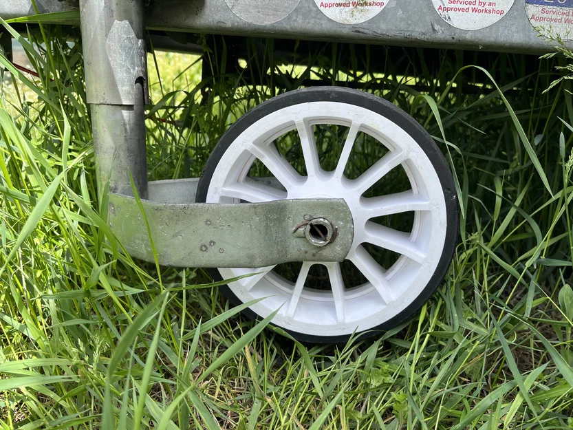 Bánh xe jockey cho caravan (Caravan Jockey wheel) - Image 1
