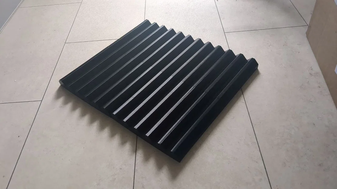 Ishidaki Board - Image 1