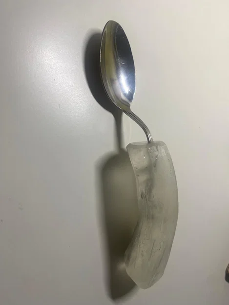 Thìa với tay cầm thiết kế thích ứng (Adaptive Spoon) - Image 2