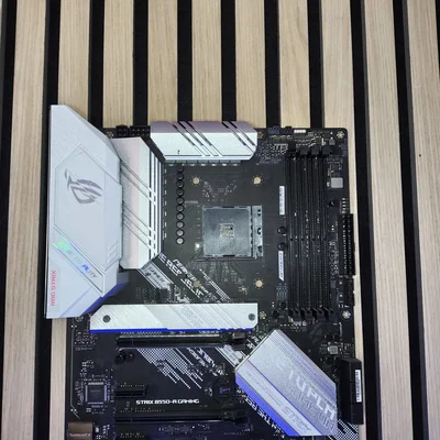 Giá Treo Tường Cố Định Mainboard Cho Dàn PC Gaming