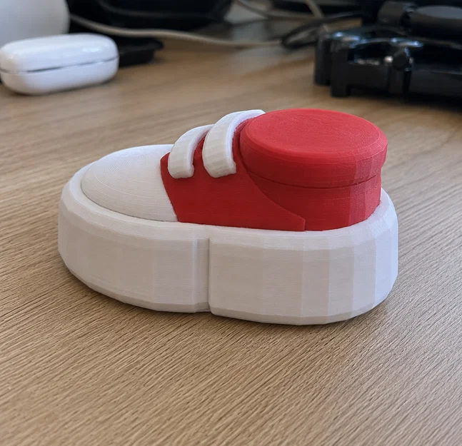 Mô hình đồ chơi giày sneaker in 3D trang trí bàn làm việc cực chất - Image 1