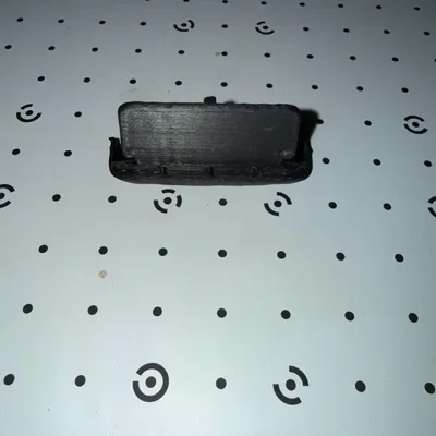 Nắp chụp đầu ray ghế Renault (Seat Rail End Cap / Slider Cover)