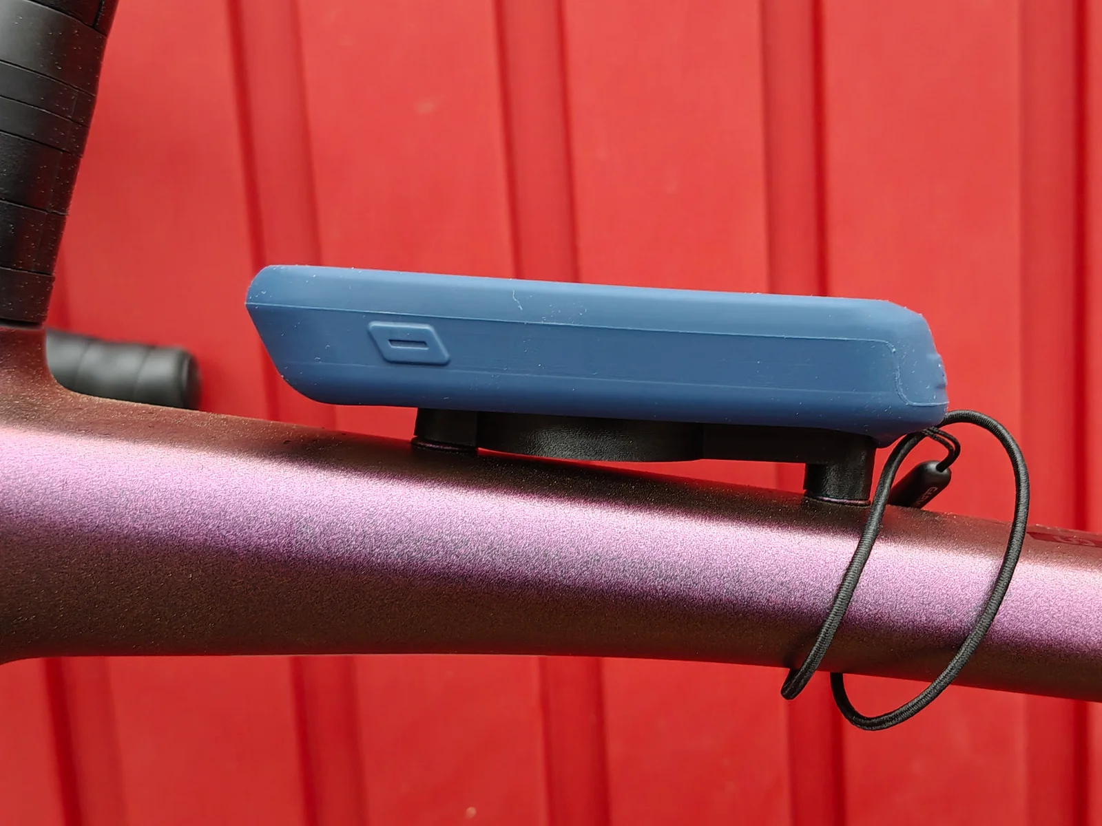 Ngàm gắn Garmin Edge lên ống trên (Top Tube) 64mm 1
