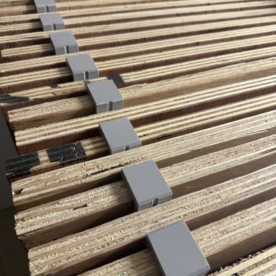Kẹp Spacer Panel 21mm – Tách Tấm Khi Sơn & Lưu Kho