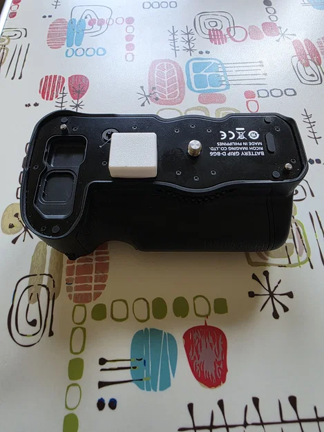 Nắp che bảo vệ chân tiếp xúc cho Pentax D-BG6 (In TPU) - Image 2